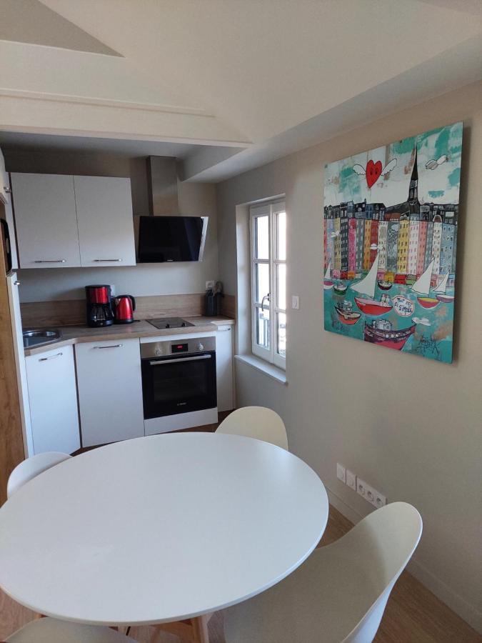 Appartement Un brin de fantaisie dans le centre de Honfleur Extérieur photo